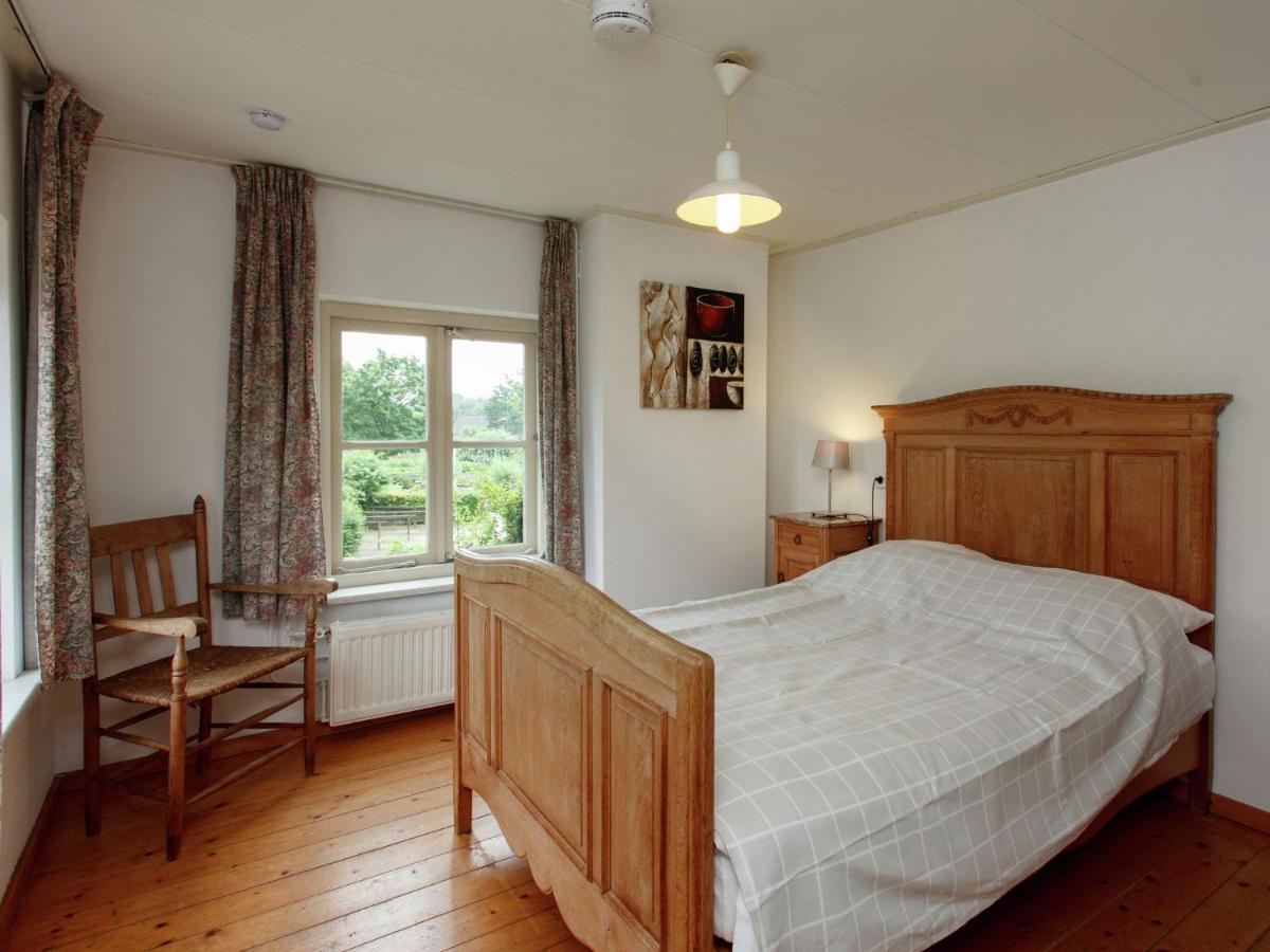 Beautiful Holiday Home In Lage Mierde With Fireplace 外观 照片