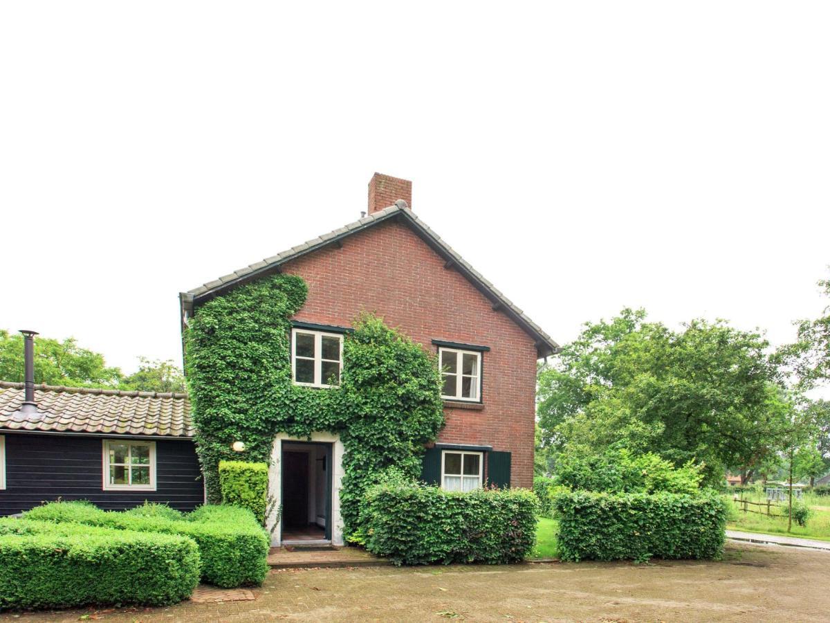 Beautiful Holiday Home In Lage Mierde With Fireplace 外观 照片