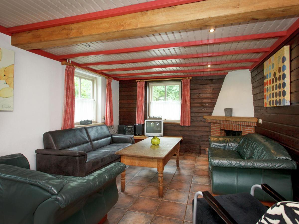 Beautiful Holiday Home In Lage Mierde With Fireplace 外观 照片